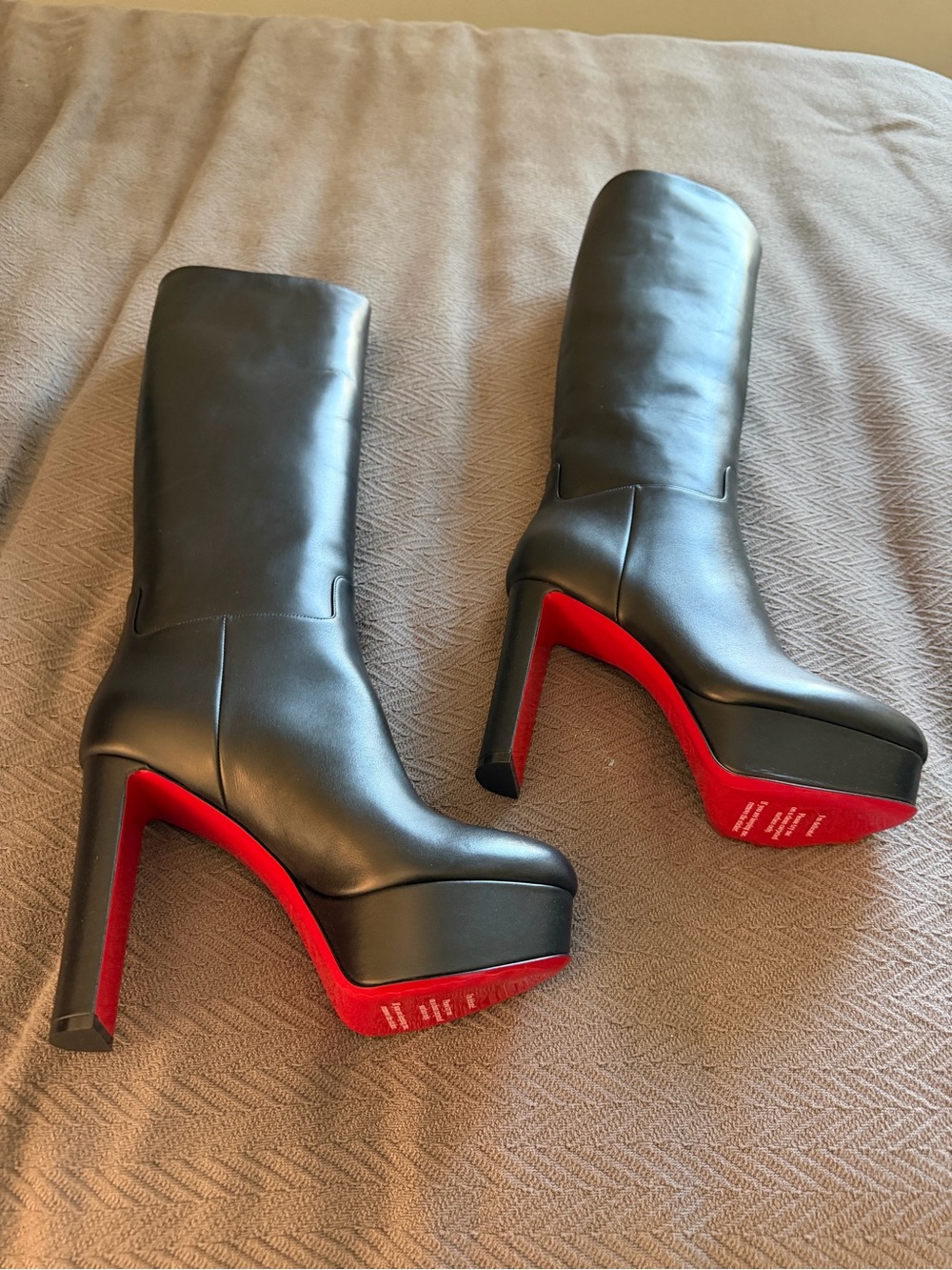 Christian Louboutin Loo Botta Alta Black Leather Platform Boots - Picture 6 of 8